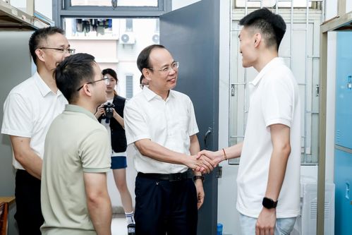 薪火相傳 廣工喜迎1.5萬新生，三代同校見證育人傳承